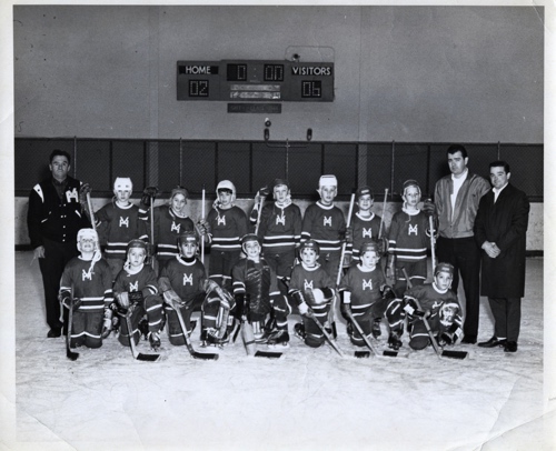 BillyScott Hockey Team Pic 1.jpeg